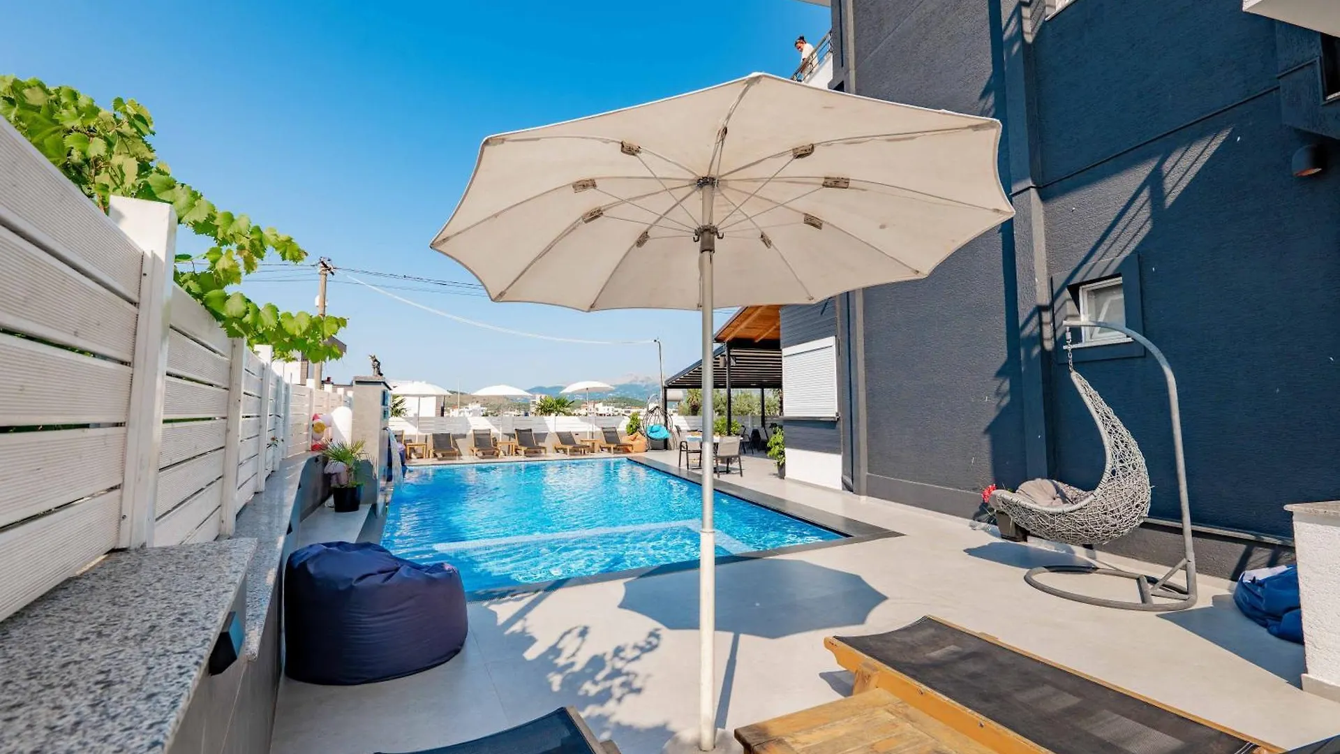Sunshine Hotel Ksamil