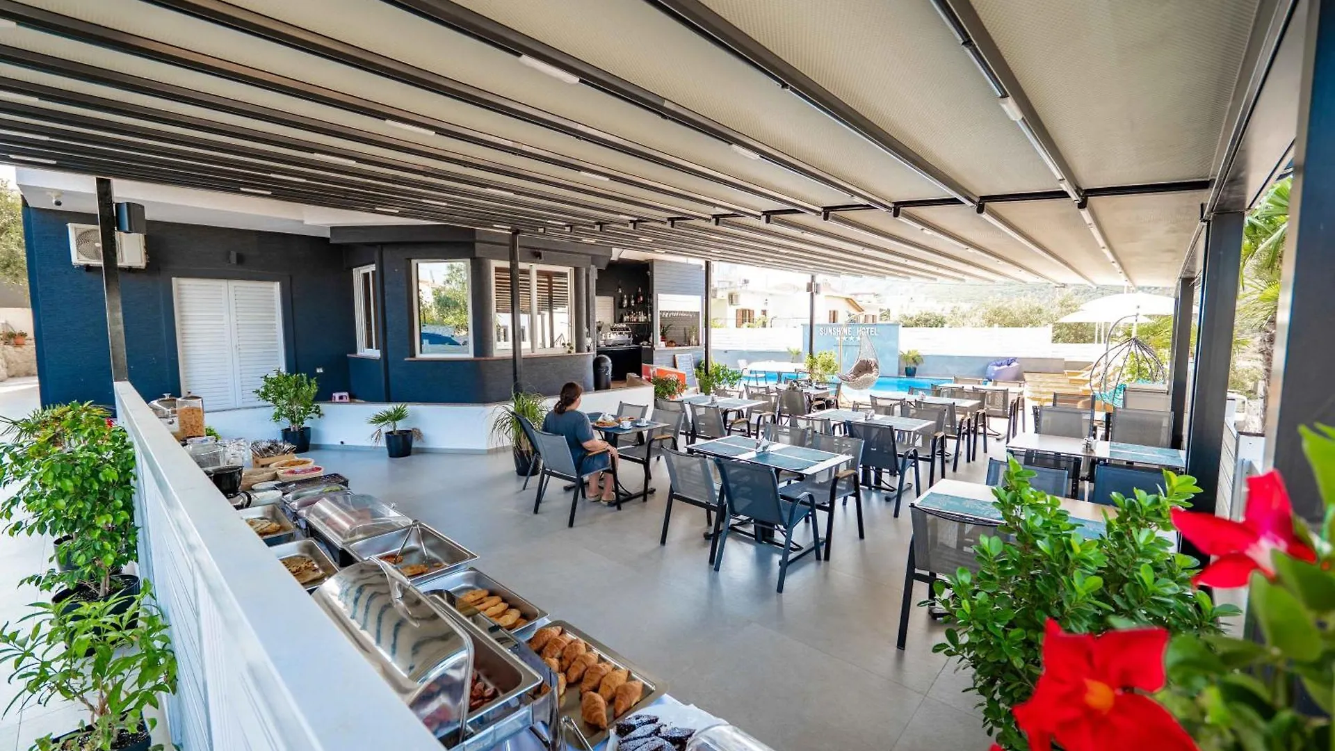 Sunshine Hotel Ksamil