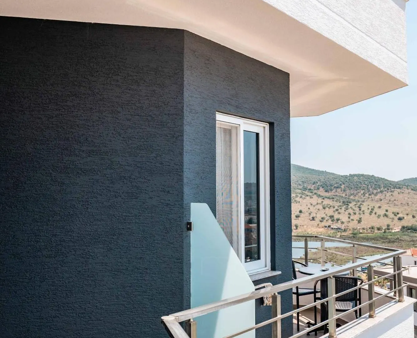 Sunshine Hotel Ksamil