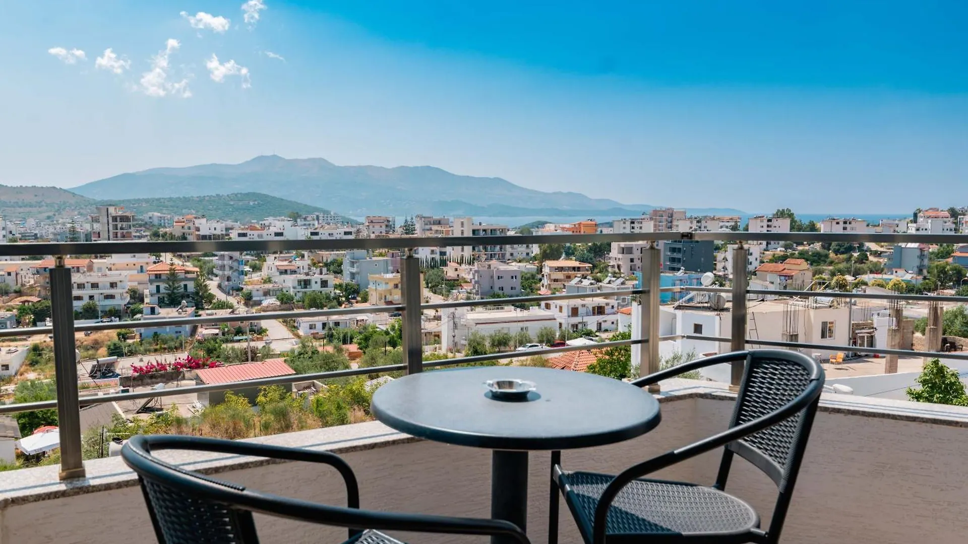 Sunshine Hotel Ksamil