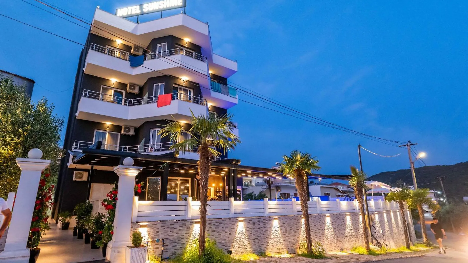 Sunshine Hotel Ksamil 3*,