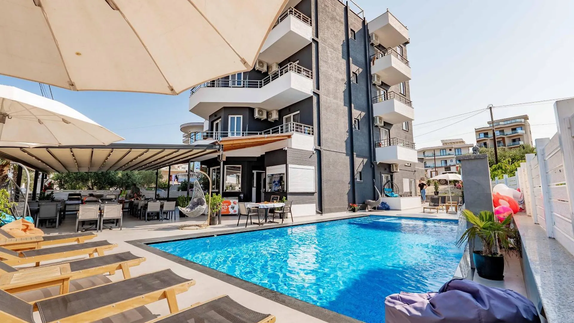 Sunshine Hotel Ksamil
