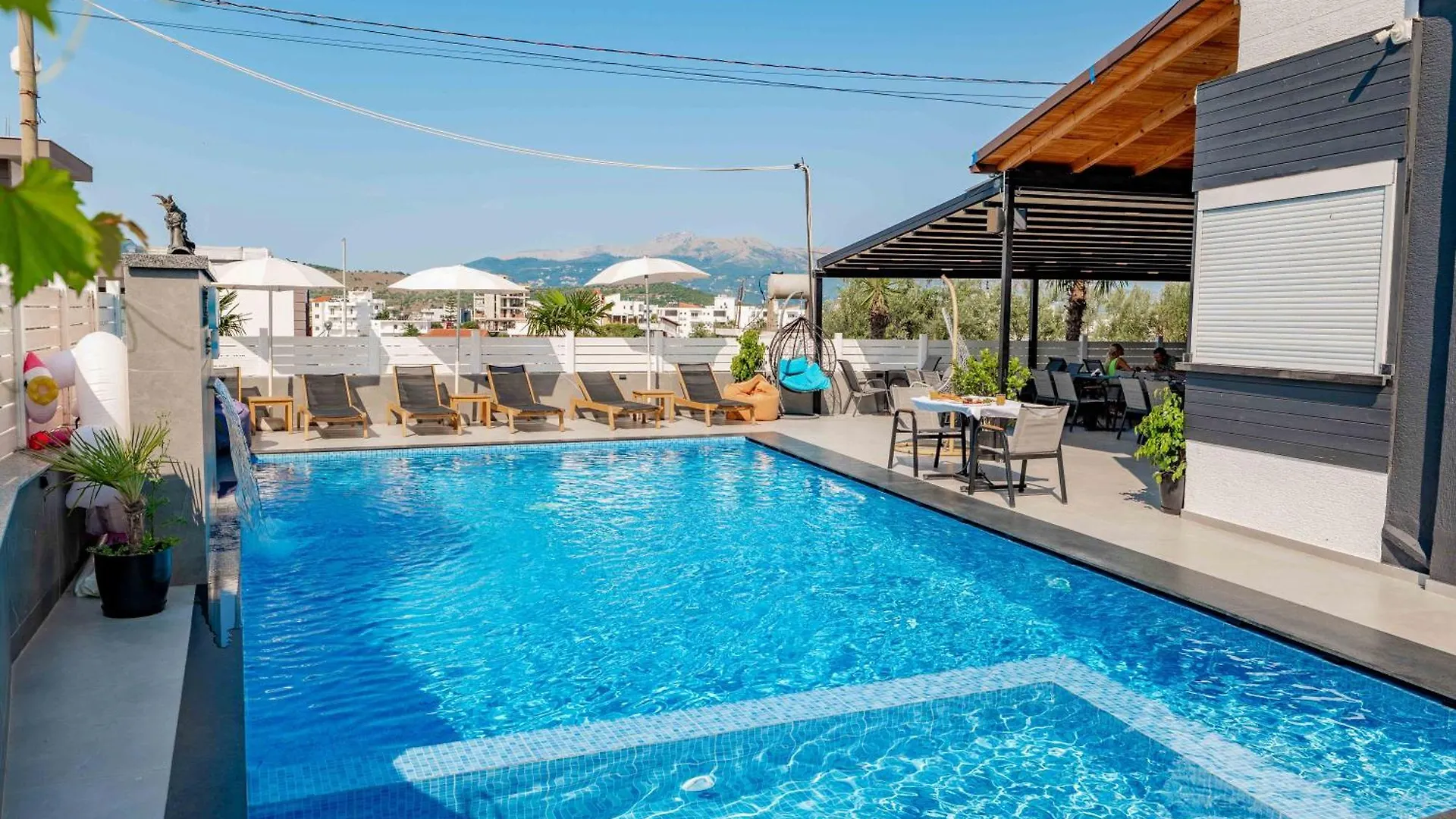 Sunshine Hotel Ksamil