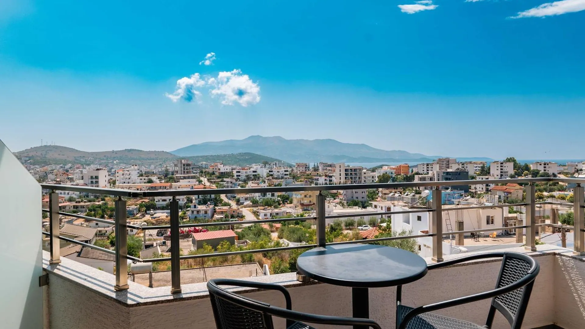 Sunshine Hotel Ksamil