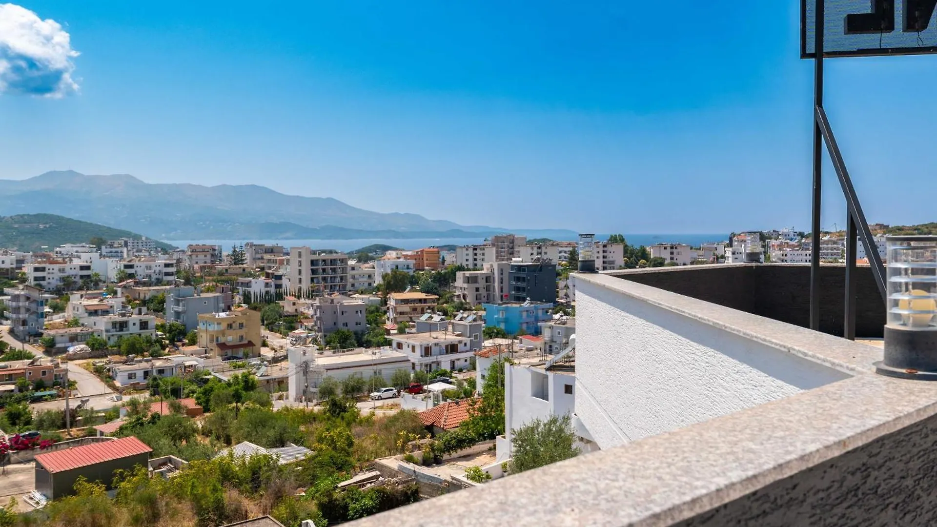 Sunshine Hotel Ksamil