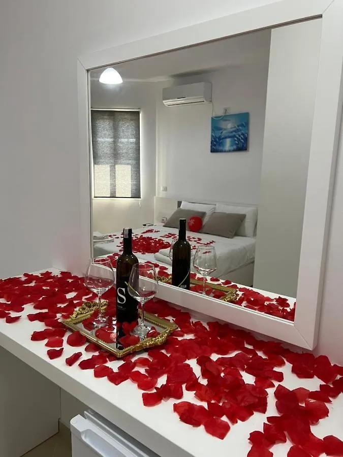 Sunshine Hotel Ksamil