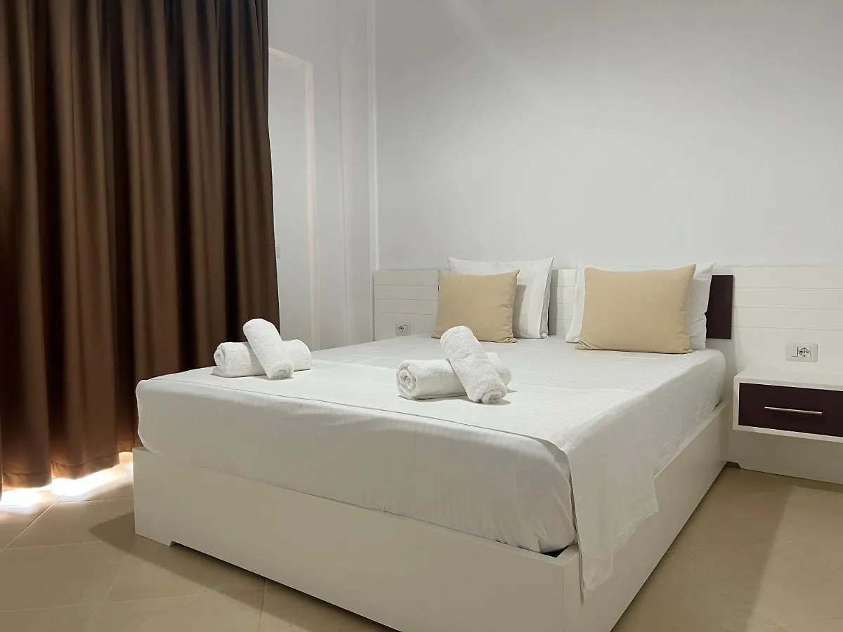 Sunshine Hotel Ksamil