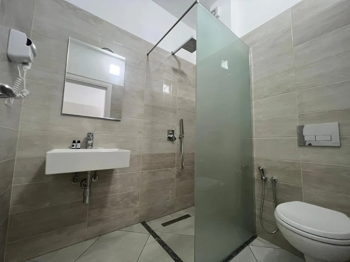 Sunshine Hotel Ksamil